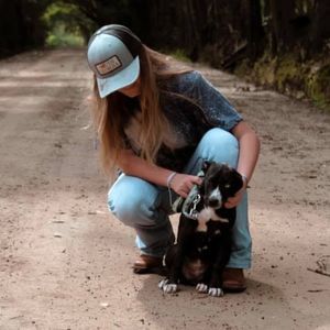 Meet your Posher, Jolie